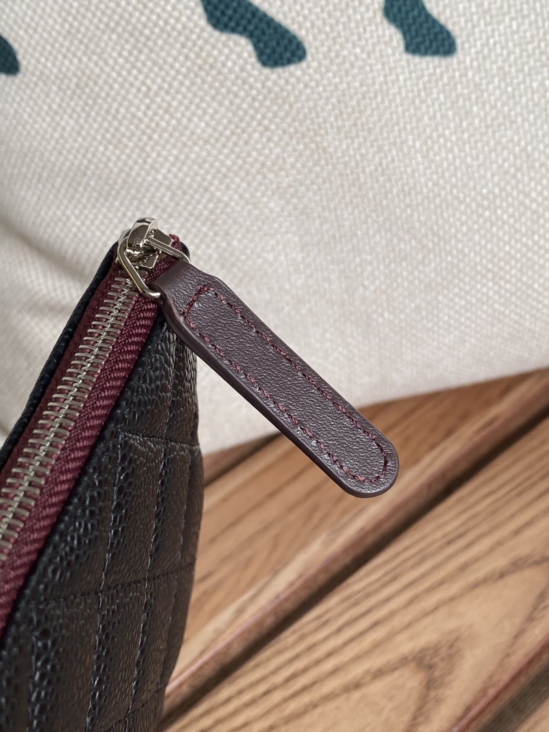 Ch**el wallet purse